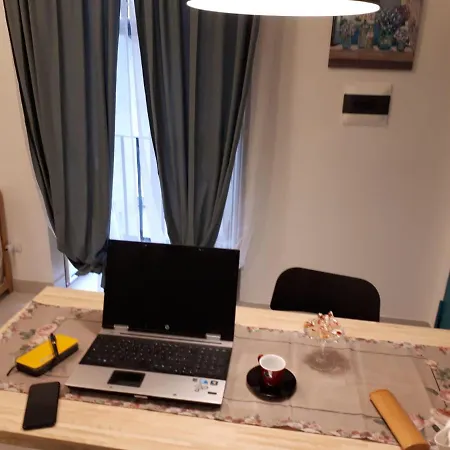 Semesterbostad Gelso Neapel